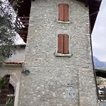 Vakantiehuis Ca Dei Casai Apartment, Di Garda E Relax. *