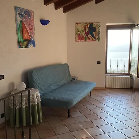 Feriehus Ca Dei Casai Apartment, Di Garda E Relax. *