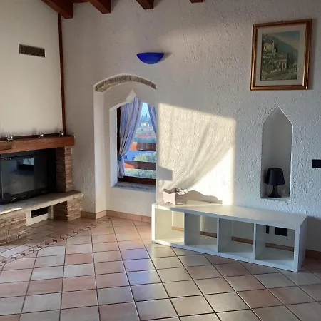 Ca Dei Casai Apartment, Di Garda E Relax. Feriehus
