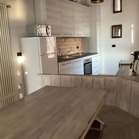 Feriehus Ca Dei Casai Apartment, Di Garda E Relax. Gaino