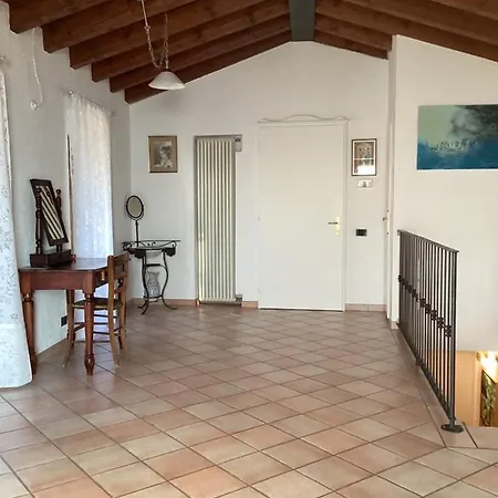 Ca Dei Casai Apartment, Di Garda E Relax. Feriehus Gaino