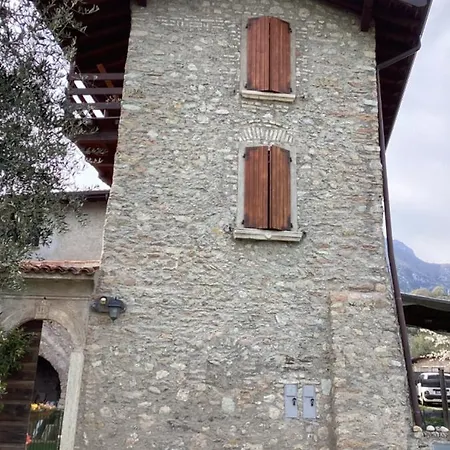 Feriehus Ca Dei Casai Apartment, Di Garda E Relax. *