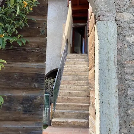 Ca Dei Casai Apartment, Di Garda E Relax. Feriehus Gaino